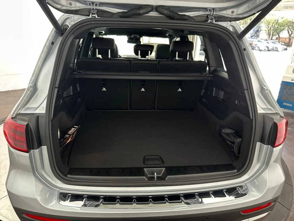 New 2026 Silver Mercedes-Benz GLB 250 image 26