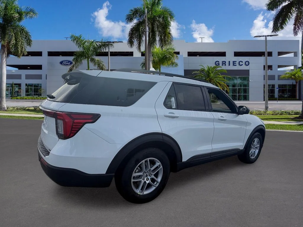 New 2027 White Ford Active image 7