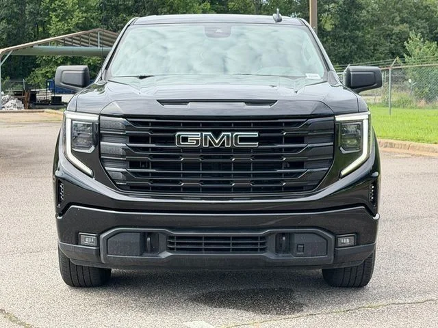 Used 2024 Black GMC Elevation image 33
