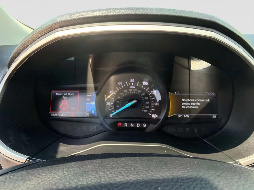 Used 2020 Black Ford SEL image 29