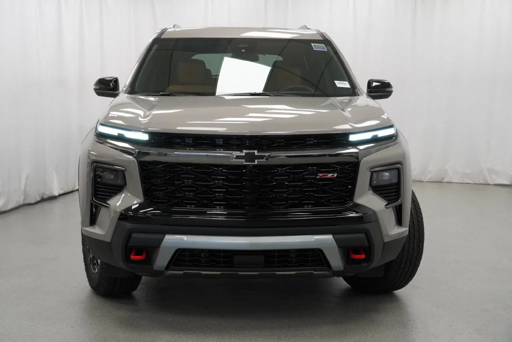 2027 Chevrolet Traverse Z71 - Photo 33