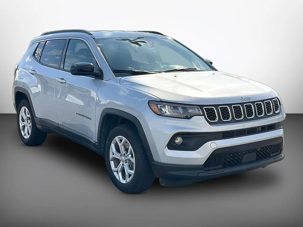 Used 2024 Silver Jeep Latitude image 1