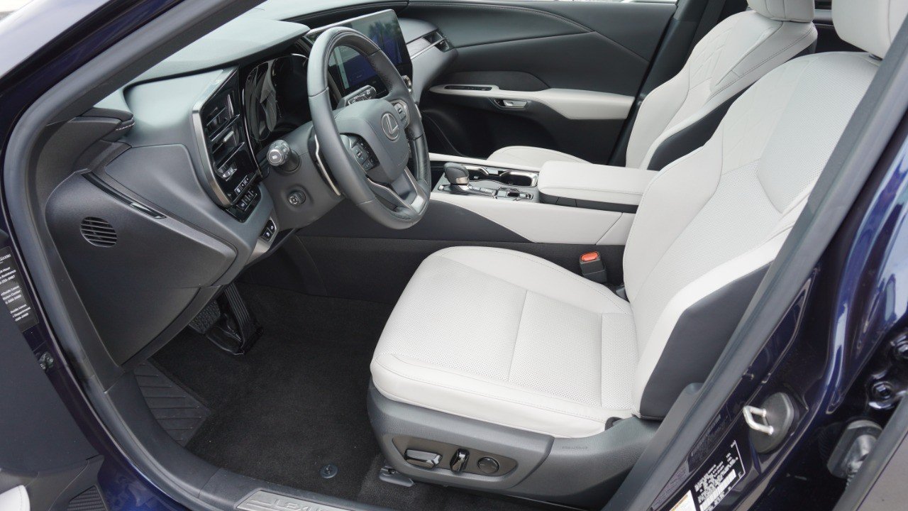Certified Used 2023 Blue Lexus RX 350 Premium image 13