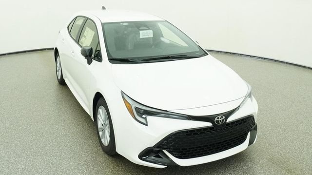 New 2027 Ice Cap Toyota SE image 8
