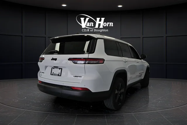 Used 2023 Bright White Clearcoat Jeep Limited image 7
