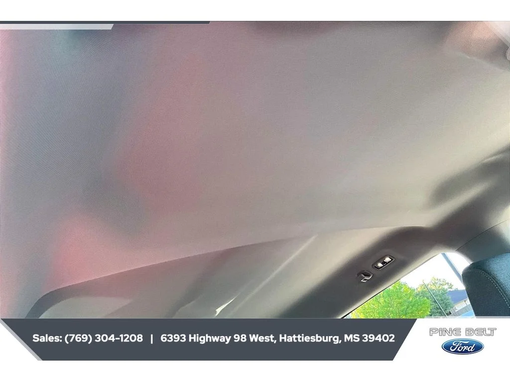 New 2026 Carbonized Gray Metallic Ford XLT image 17