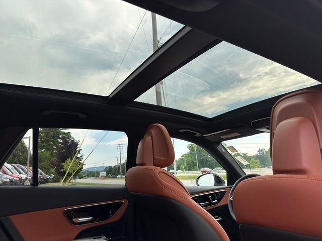 New 2026 Black Mercedes-Benz GLC 300 image 25