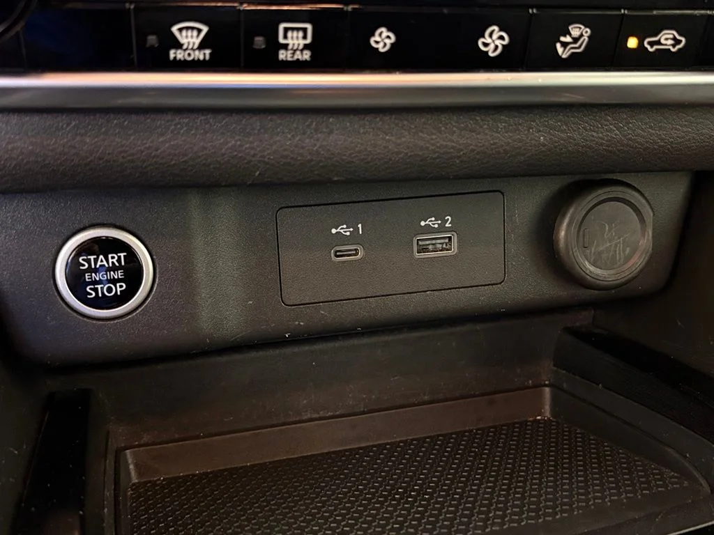 Used 2023 Gray Nissan SV image 28