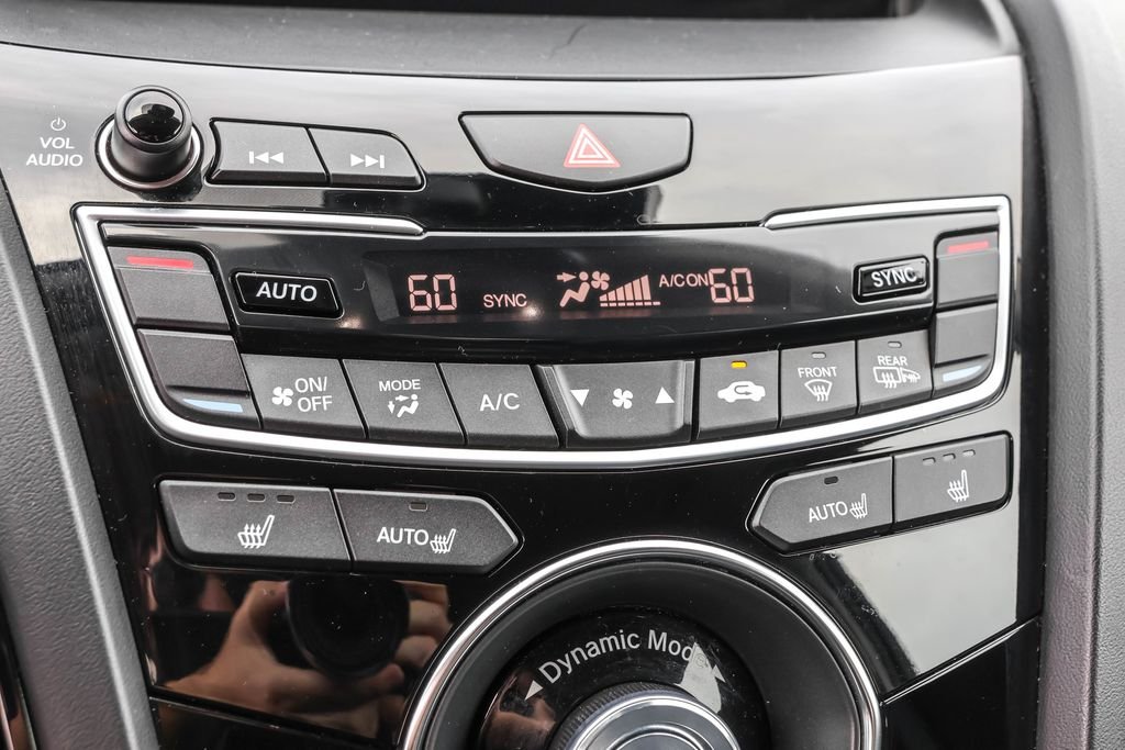 Used 2019  Acura Base image 24