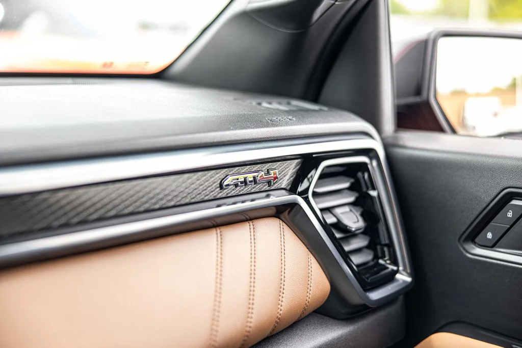 Used 2024 Red GMC AT4 image 29