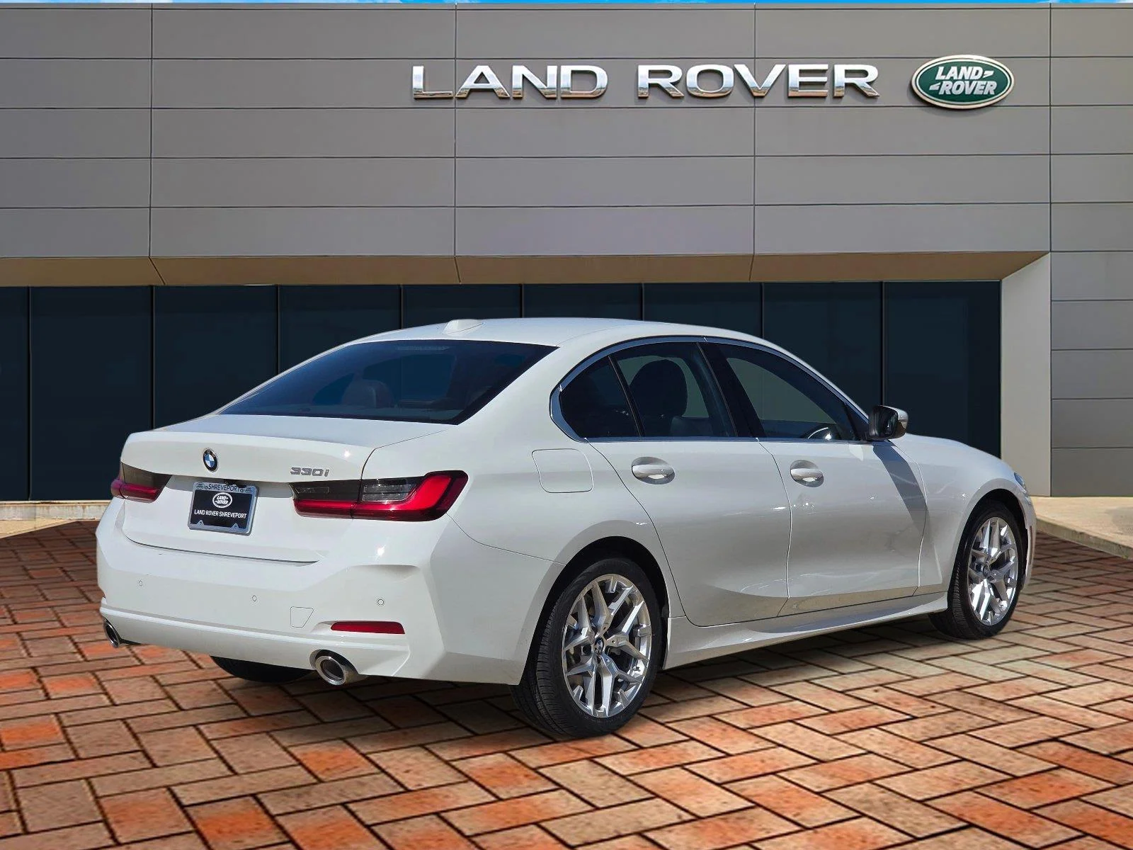 Used 2025 BLACK BMW 330i image 4