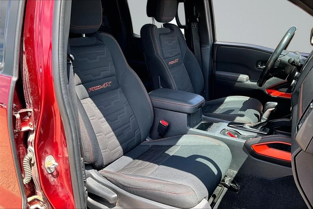 Used 2022 Red Nissan PRO-4X image 7