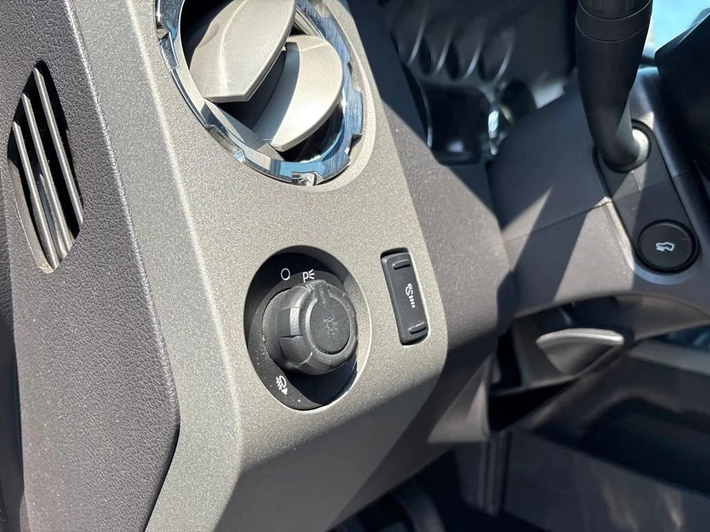 Used 2012 Black Ford Lariat image 17