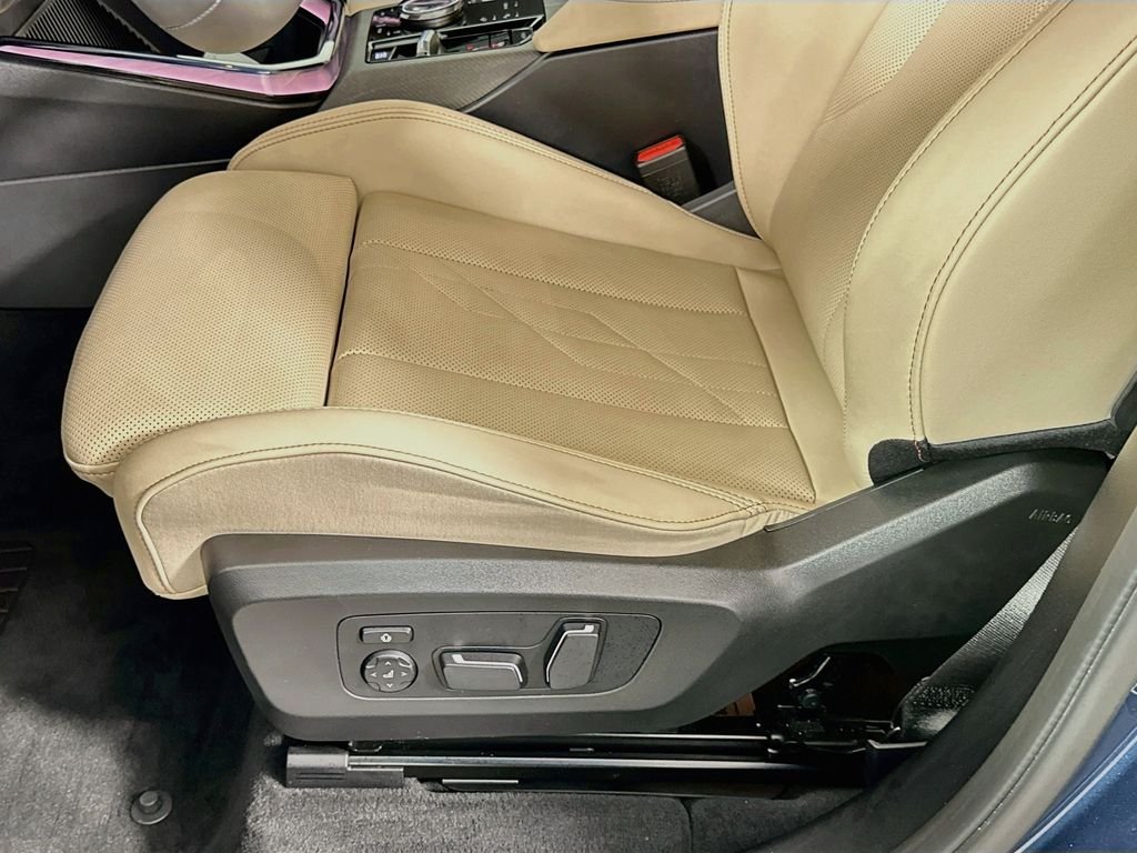 2026 BMW X3 30 - Photo 20