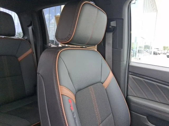 Used 2025 Black GMC AT4 image 17