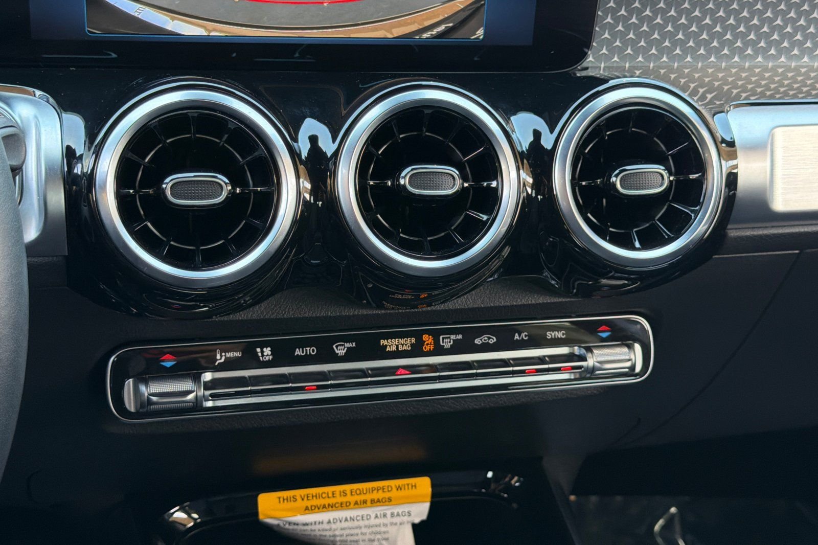 Certified Used 2026 Black Mercedes-Benz GLB 250 image 19