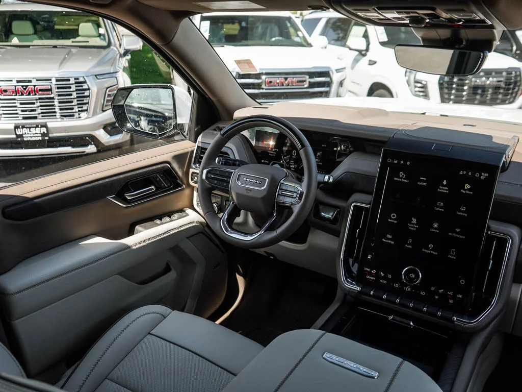 2026 GMC Yukon XL Denali - Photo 16