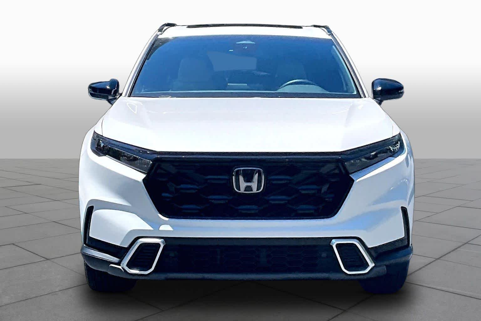 Used 2025 Platinum White Pearl Honda Sport Touring image 4