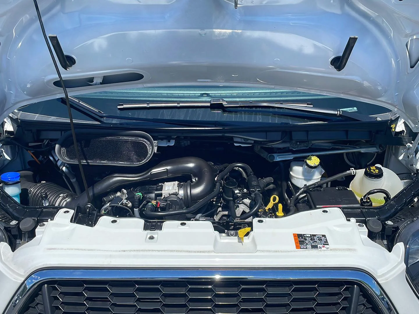 Used 2025 Oxford White Ford  image 9