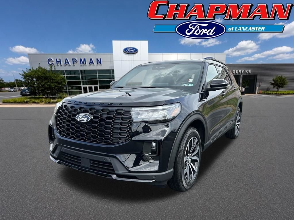 New 2027 Agate Black Metallic Ford ST-Line image 1