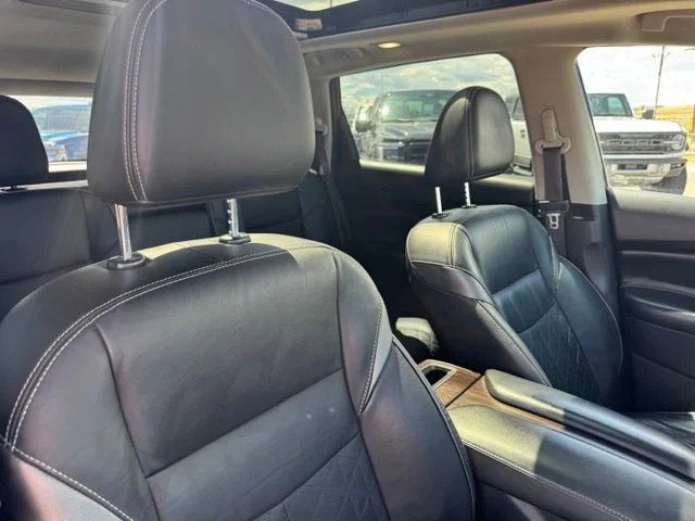 Used 2019 Black Nissan Platinum image 63