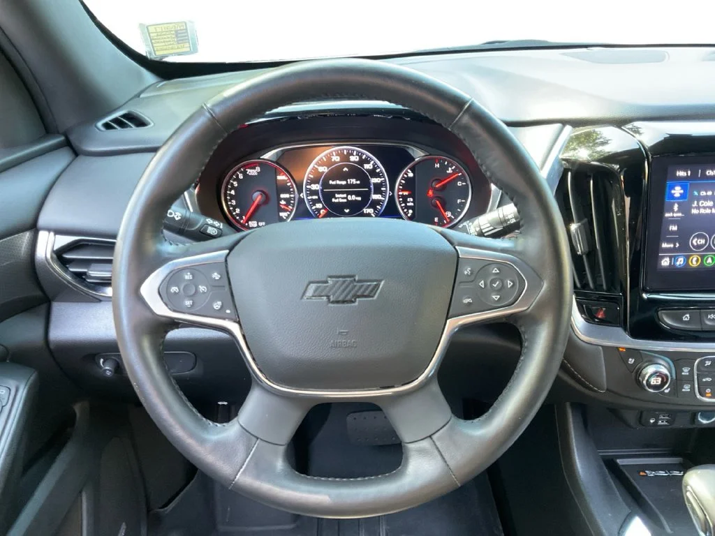 Used 2022 Beige Chevrolet Premier image 17