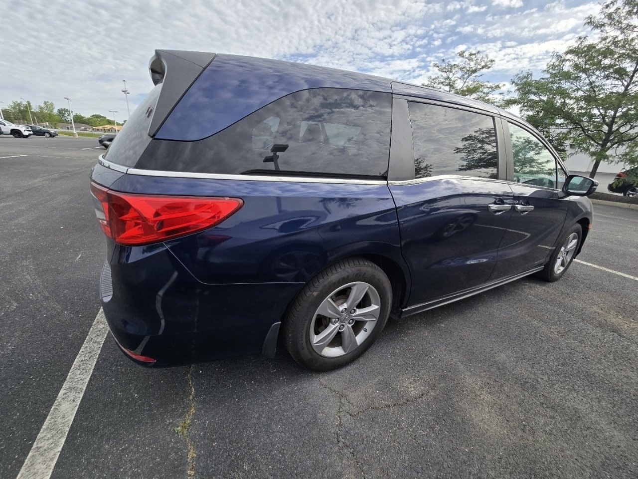 Used 2020  Honda EX-L image 8