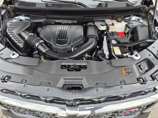 Used 2025 Sterling Gray Metallic Chevrolet Z71 image 33