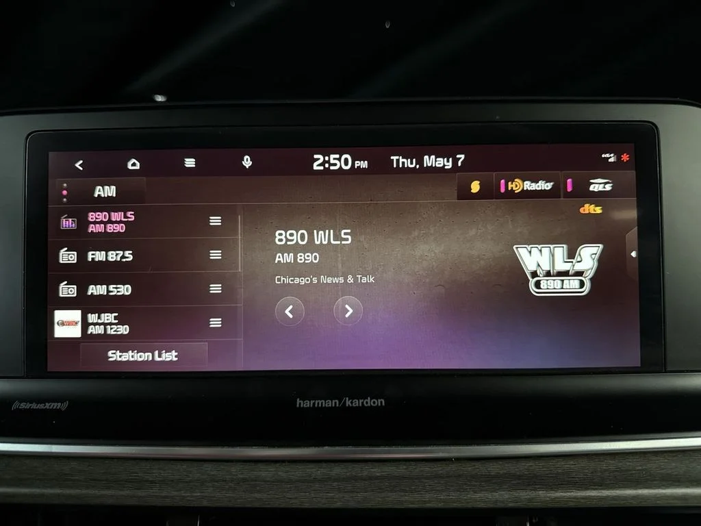 Used 2021 White Pearl Kia SX image 24