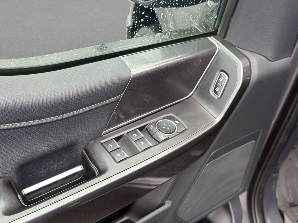 Used 2021 Gray Ford XLT image 11