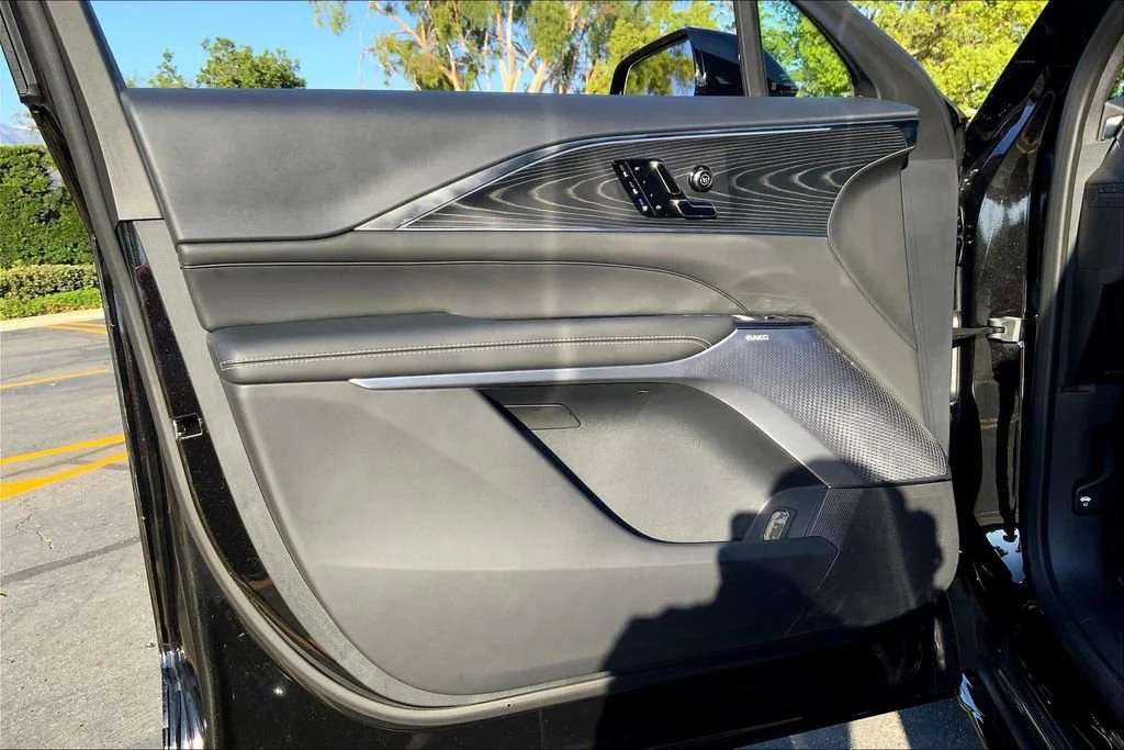 New 2026 Stellar Black Metallic Cadillac V-Series image 11