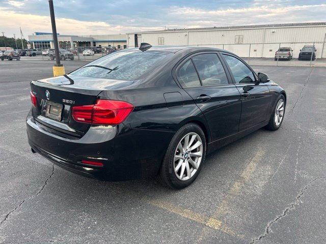 Used 2017 Black BMW 320i xDrive image 4