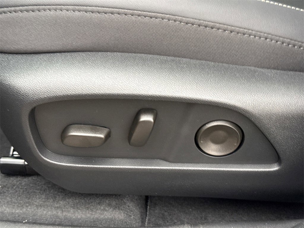 2026 GMC TERRAIN - Image 16