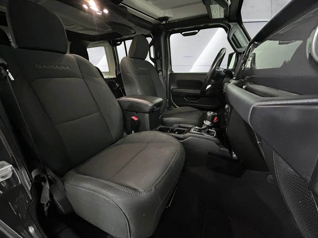 Used 2021 Gray Jeep Unlimited Sahara image 14