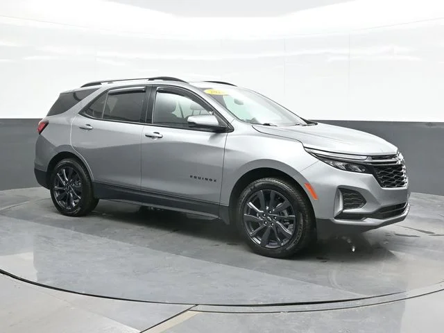 Used 2024 Gray Chevrolet RS image 7