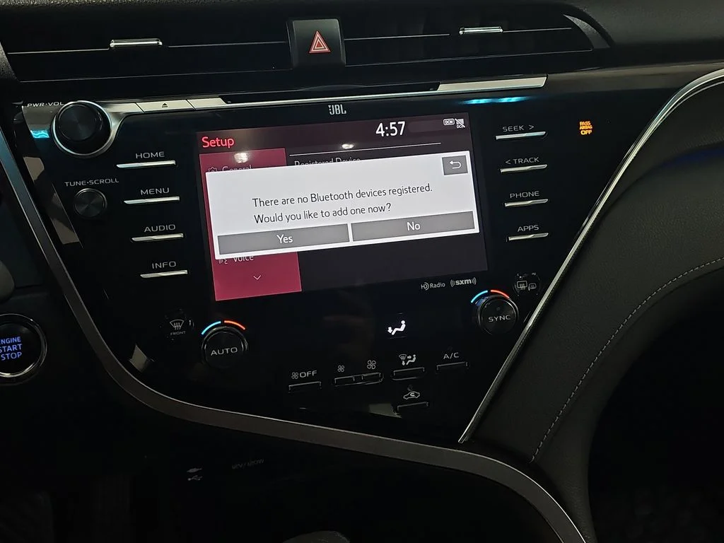 Used 2018 Beige Toyota XSE V6 image 22
