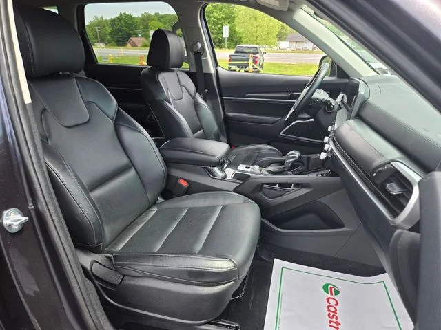 Used 2025 Gray Kia S image 20