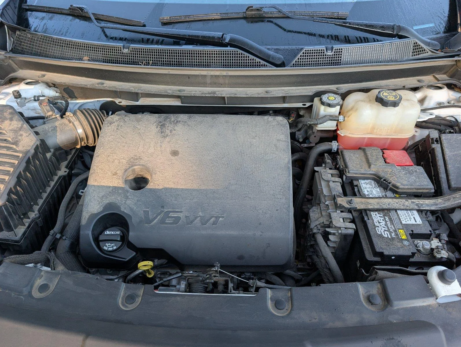 Used 2022 SUMMIT WHITE Chevrolet LS image 13