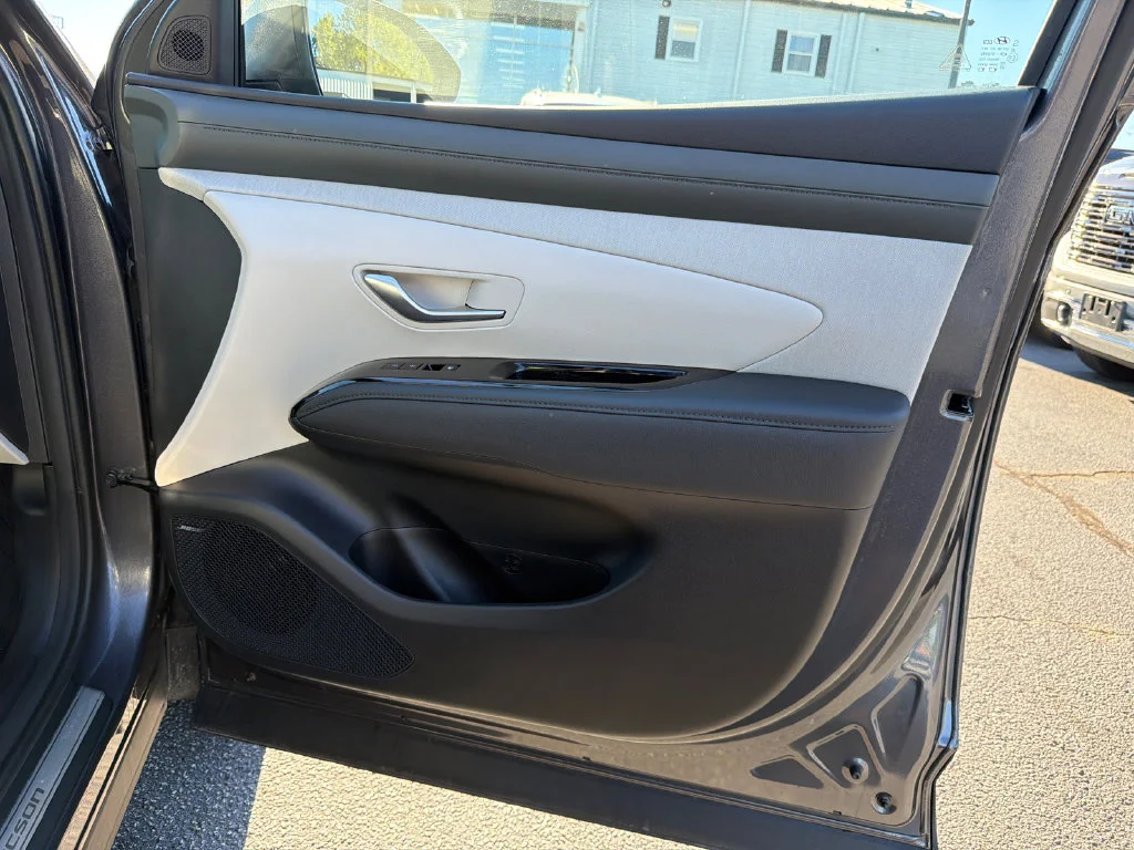 Used 2025 Gray Hyundai Limited image 14