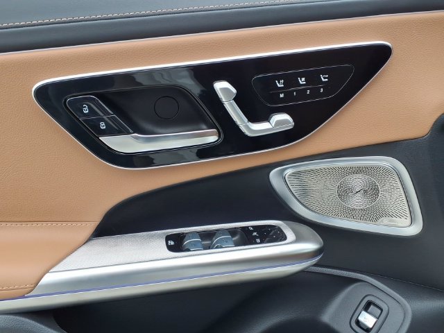 New 2027 White Mercedes-Benz CLE 450 image 14