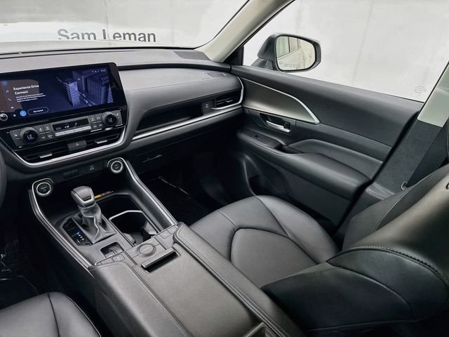 Used 2026 Silver Toyota XLE image 23