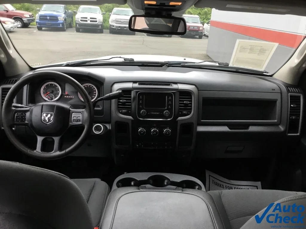 Used 2015 White Ram Tradesman image 31
