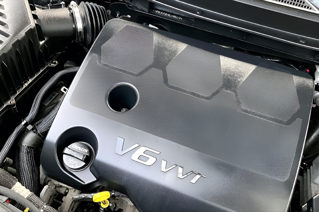 Used 2021  Chevrolet RS image 32