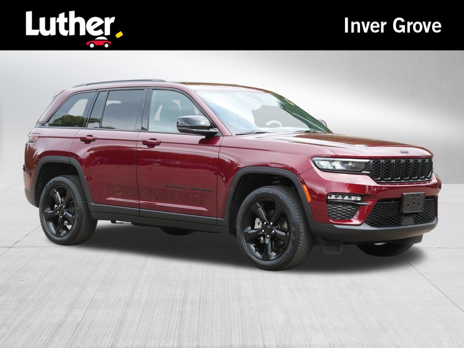 Used 2024 Velvet Red Pearlcoat Jeep Limited image 1