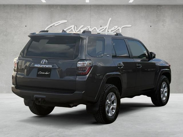Used 2022 Gray Toyota SR5 image 16