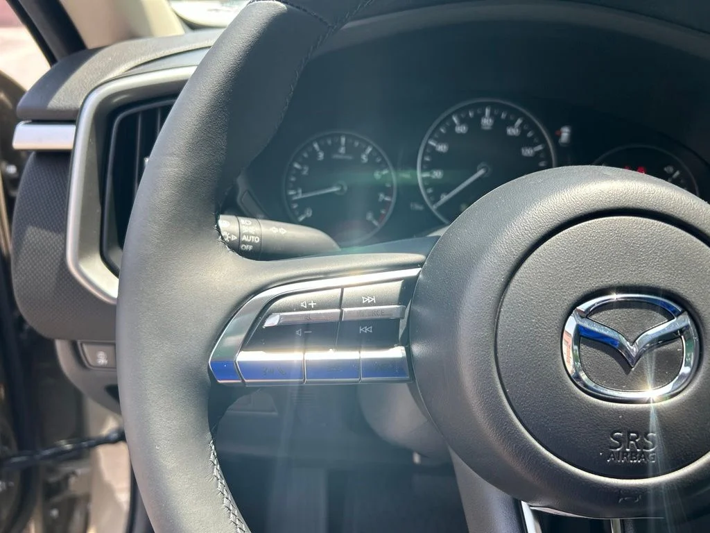 New 2026 Zircon Sand Metallic Mazda 2.5 S Meridian Edition image 23