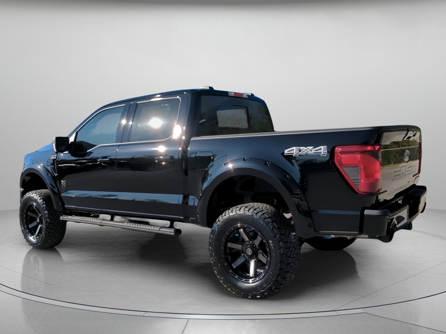 New 2026 Agate Black Metallic Ford XLT image 18