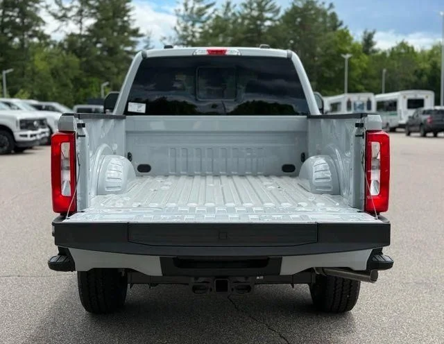 New 2026 Avalanche Ford F-350® XL image 4