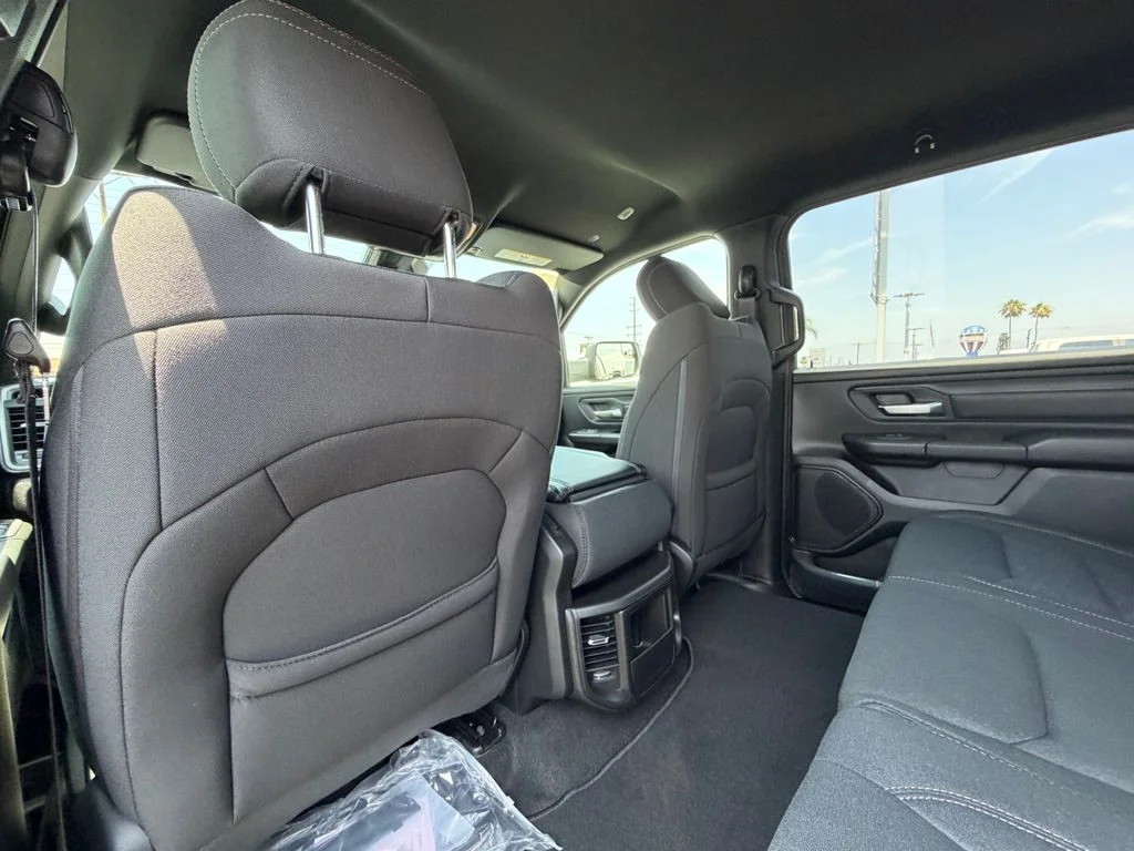 New 2026 Diamond Black Crystal Pearl-Coat Exterior Paint RAM Express image 29