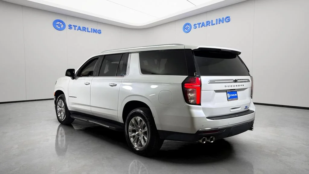 Used 2021 IRIDESCENT PEARL TRICOAT Chevrolet Premier image 5